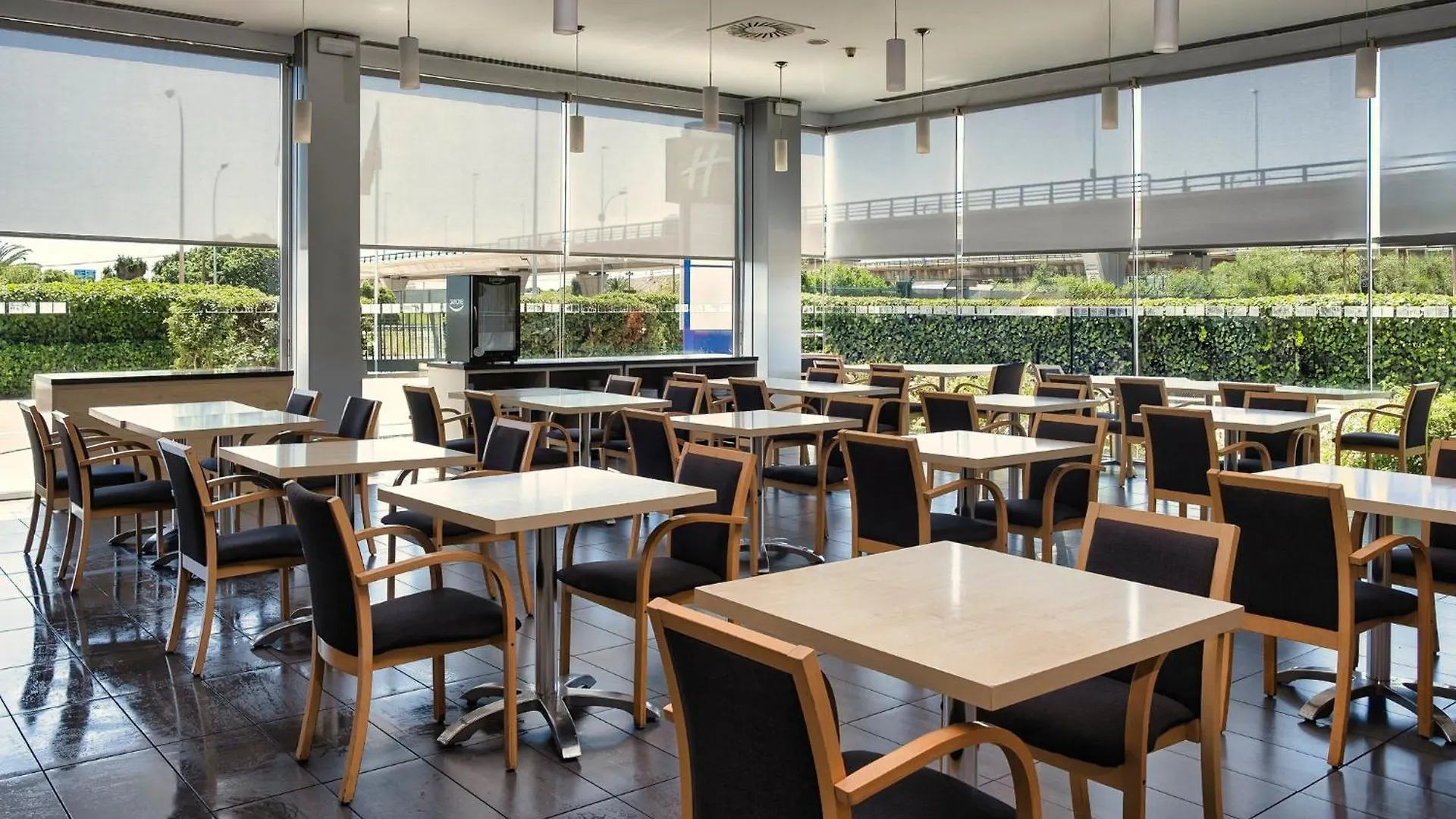 Holiday Inn Express Malaga Airport By Ihg 3*,