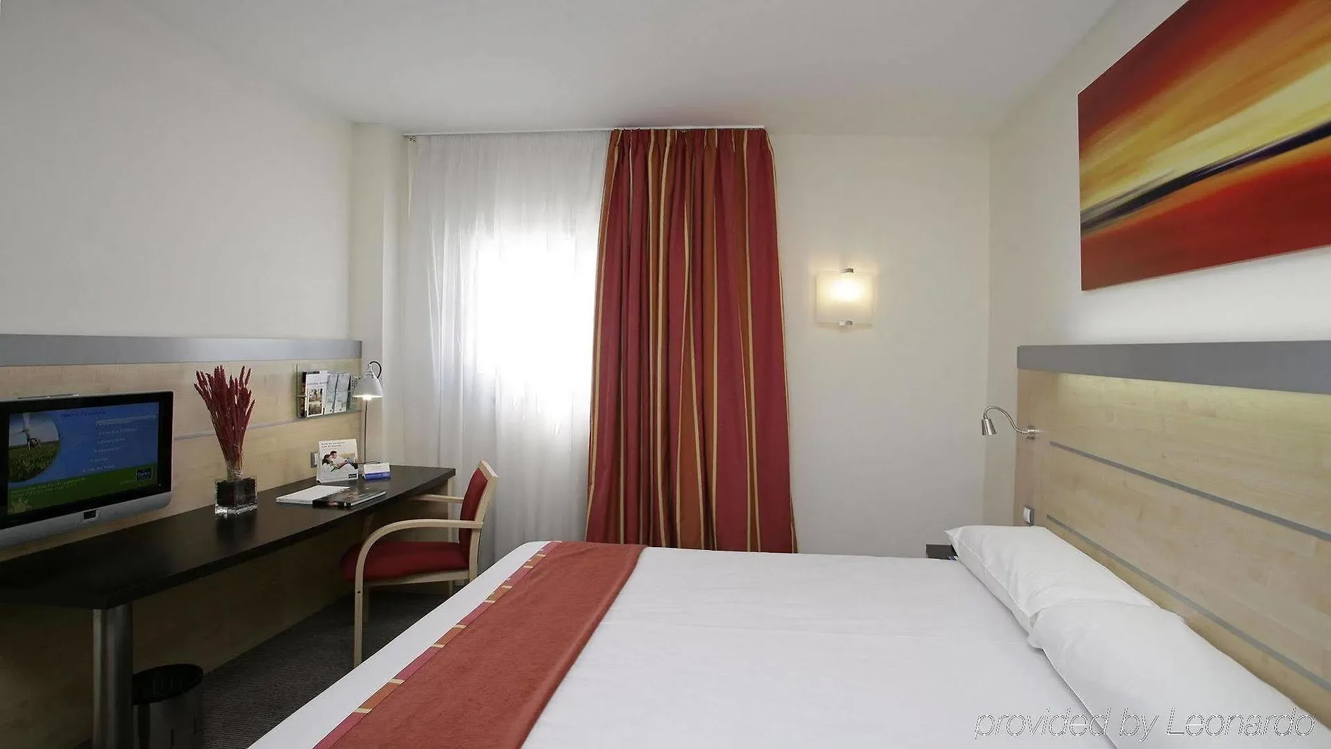 Holiday Inn Express Malaga Airport, An Ihg Hotel